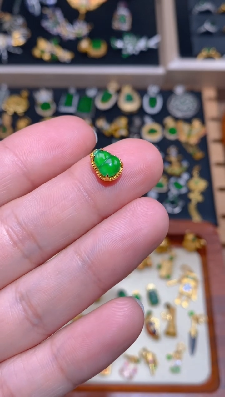 【闪购商品】翡翠颈饰银S925镶嵌潘多拉