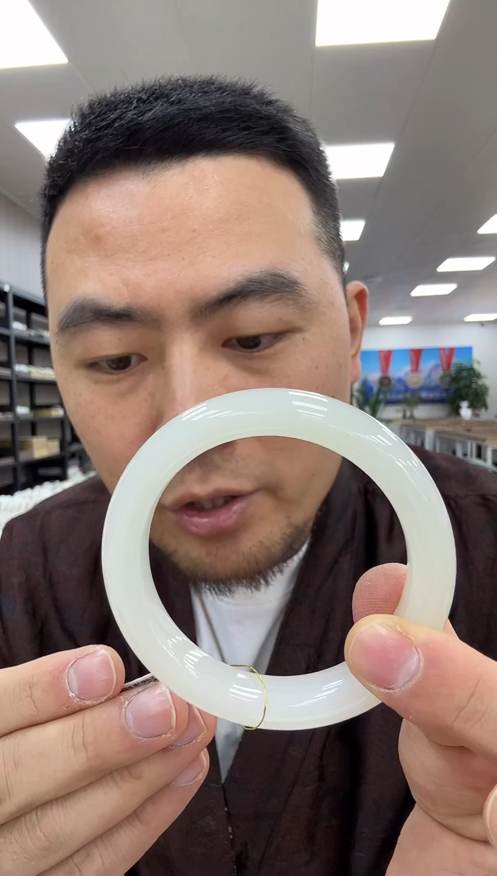 【闪购商品】和田玉手镯未镶嵌59  061