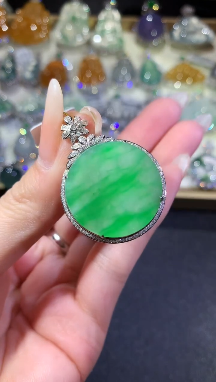 【闪购商品】翡翠吊坠(不含链)18K金镶嵌24-圆牌