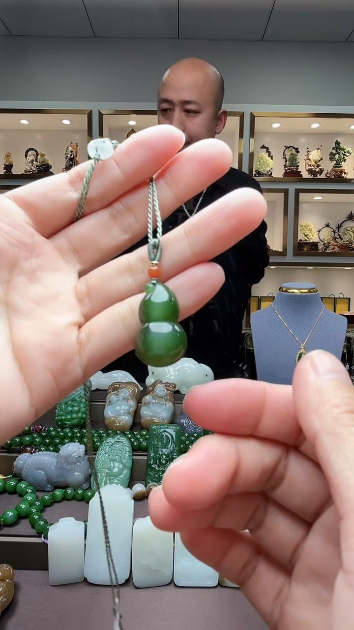 【闪购商品】和田玉挂件未镶嵌苏