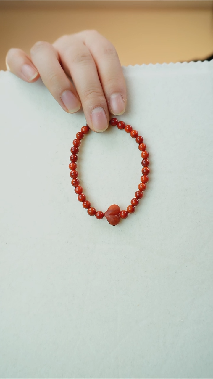 未镶嵌手串南红玛瑙涵**妈天然南红单圈手串多样性发一