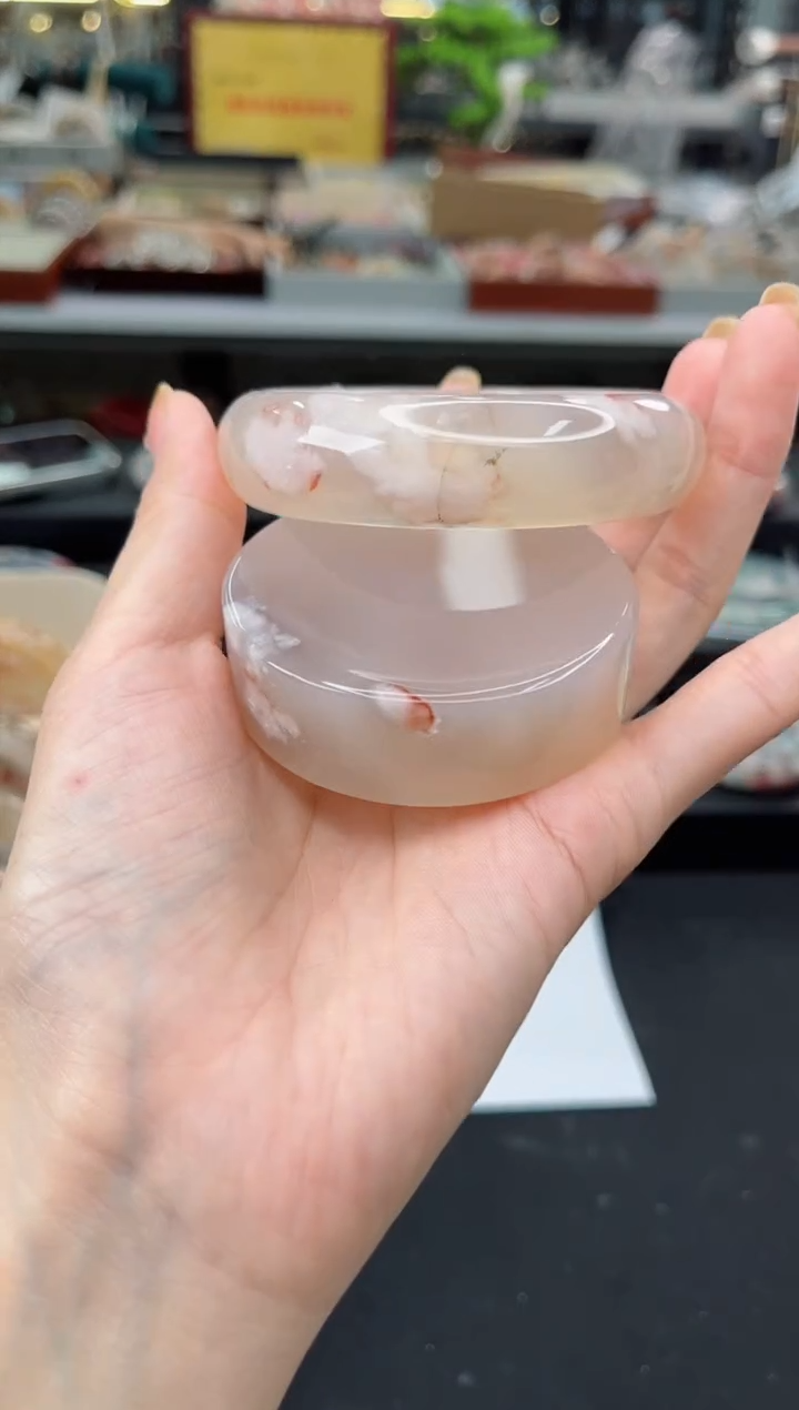 【闪购商品】石英质玉手镯未镶嵌62圈口（赠品镯心）3465802