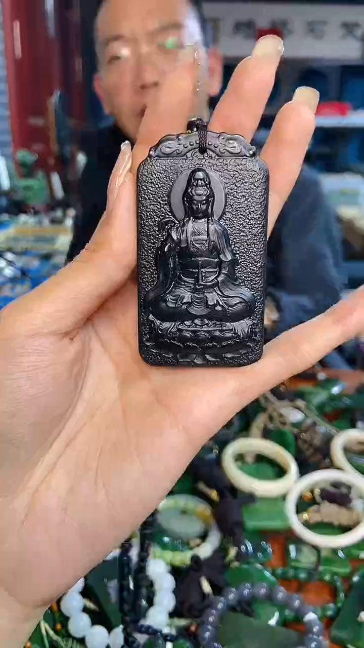 未镶嵌和田玉挂件1