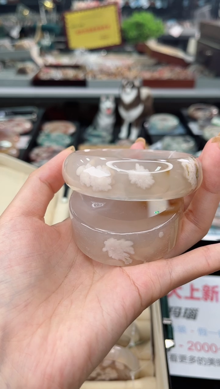 【闪购商品】石英质玉手镯未镶嵌61圈口（赠品镯心）3658121