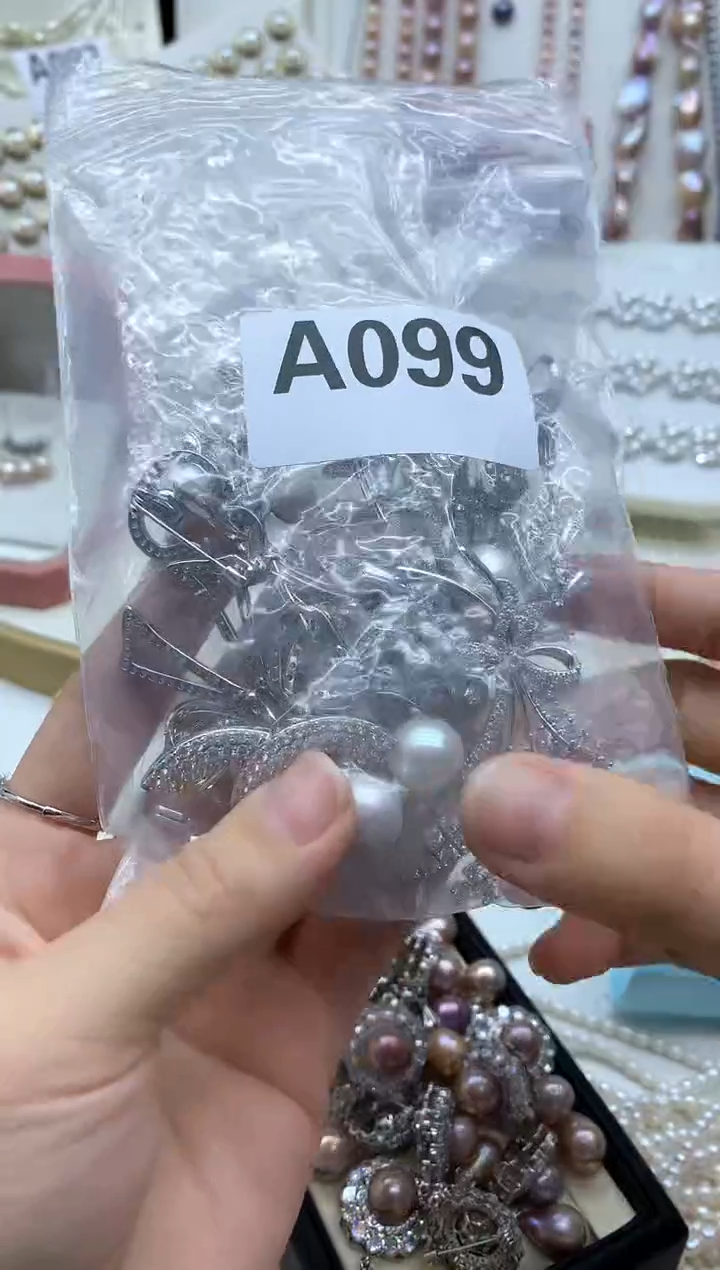 未镶嵌胸饰淡水珍珠小*龟多样性发其一