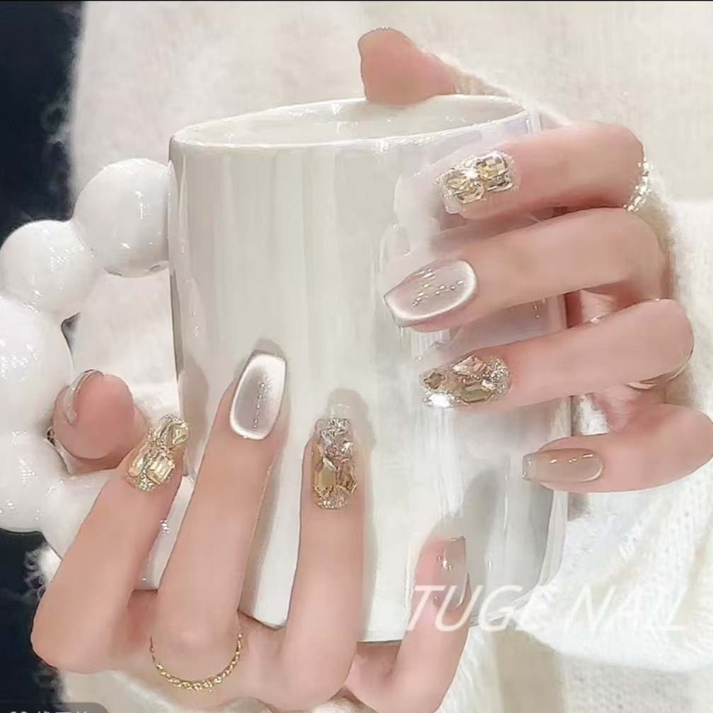 TugeNail “月光女神” 春季爆款玻璃猫眼美甲气质简约美甲-芬达