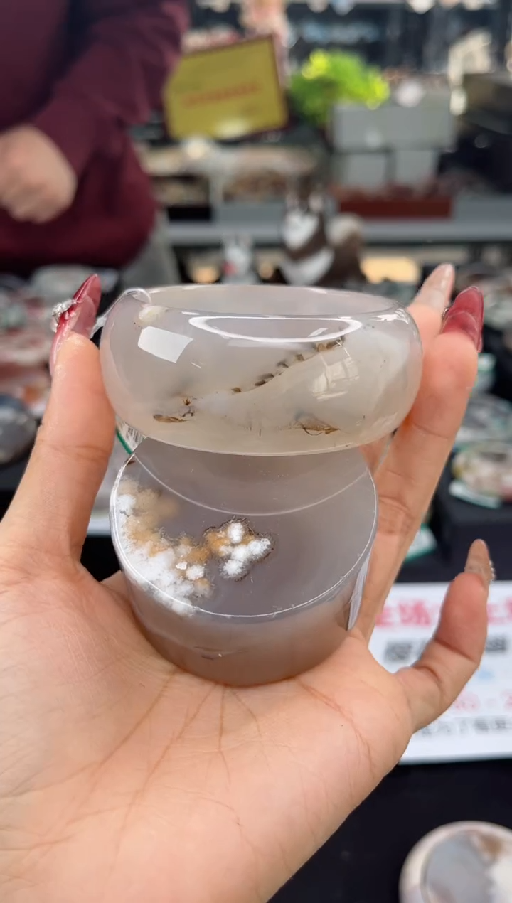 【闪购商品】石英质玉手镯未镶嵌57圈口（赠品镯心）1565626