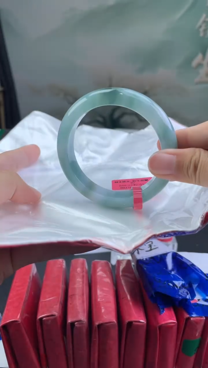 翡翠手镯未镶嵌5翡翠手镯
