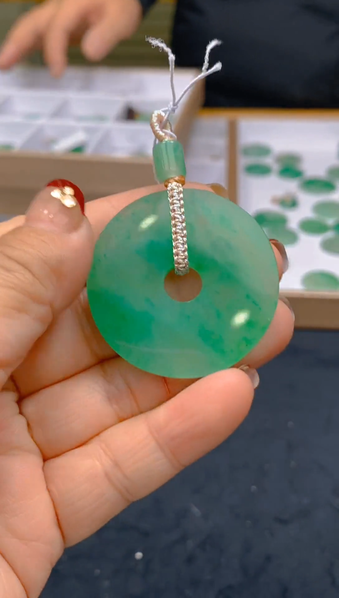 【闪购商品】石英质玉颈饰未镶嵌冰美人非洲翠，假一罚四027