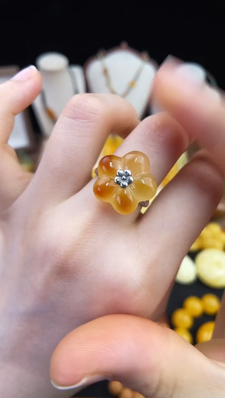 琥珀未镶嵌珠宝奇石柒月