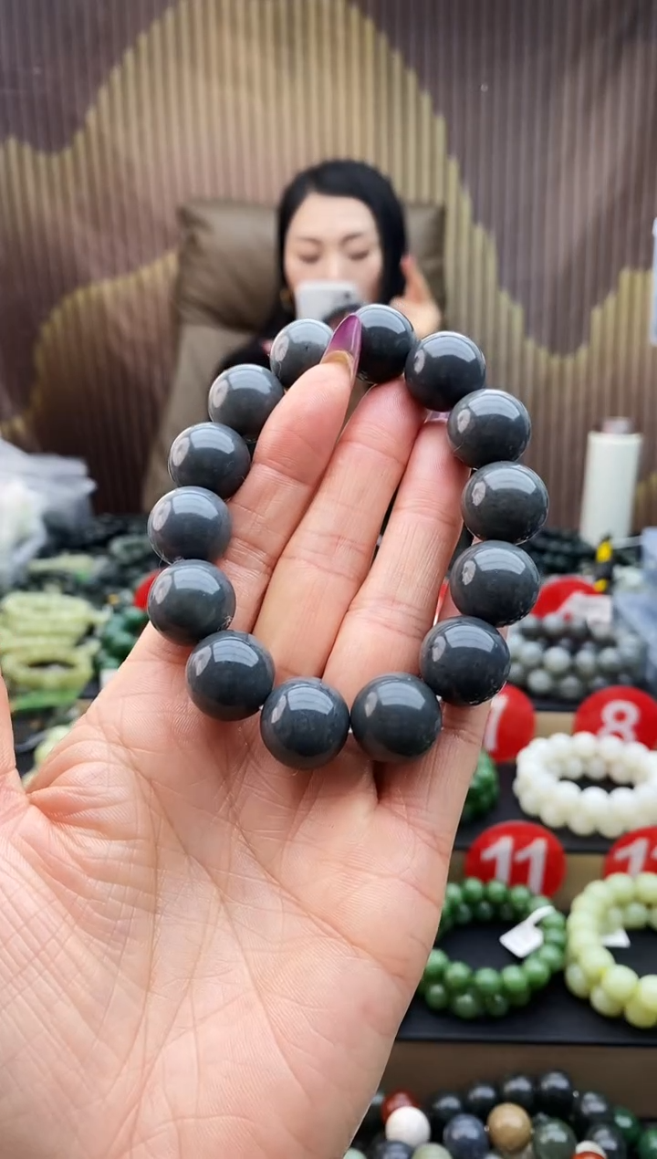 未镶嵌手串和田玉墨玉莫兰迪16
