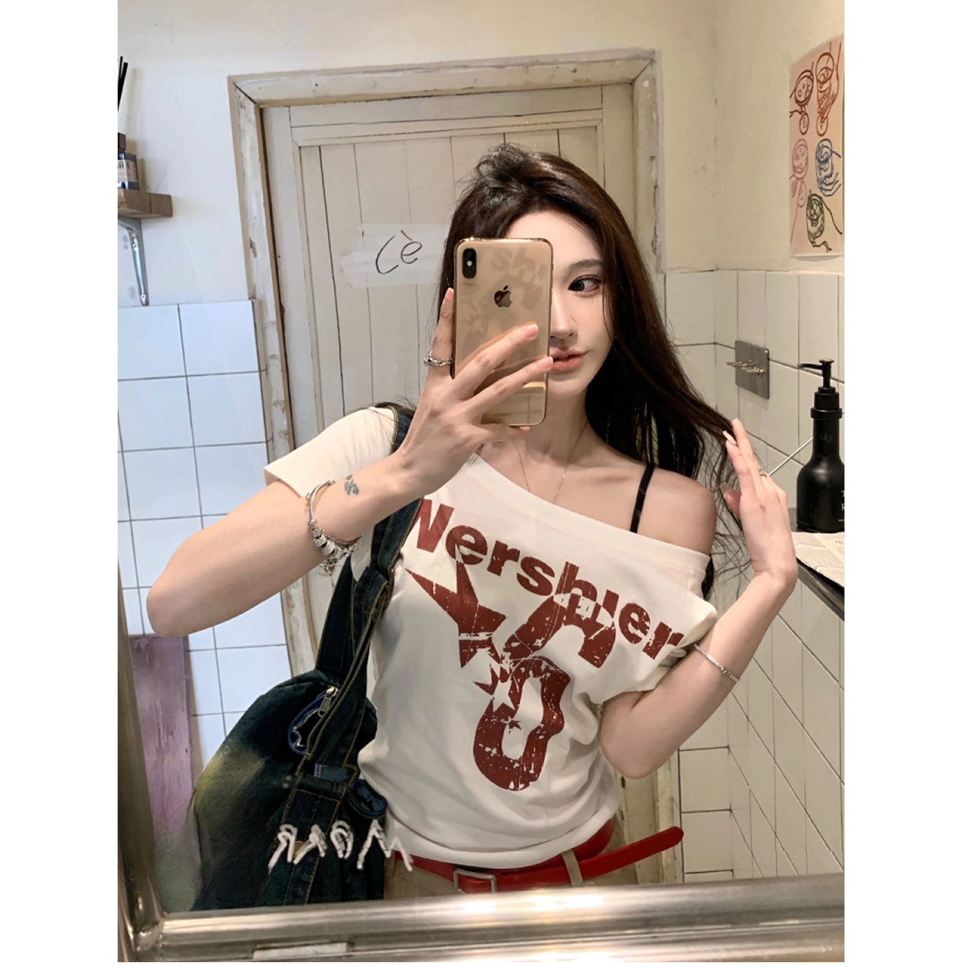 白色美式辣妹斜肩字母印花短袖T恤女夏季慵懒风修身显瘦短款上衣