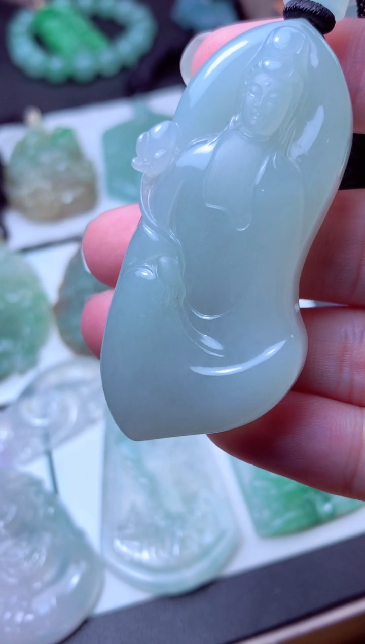 颈饰未镶嵌翡翠天然A货翡翠