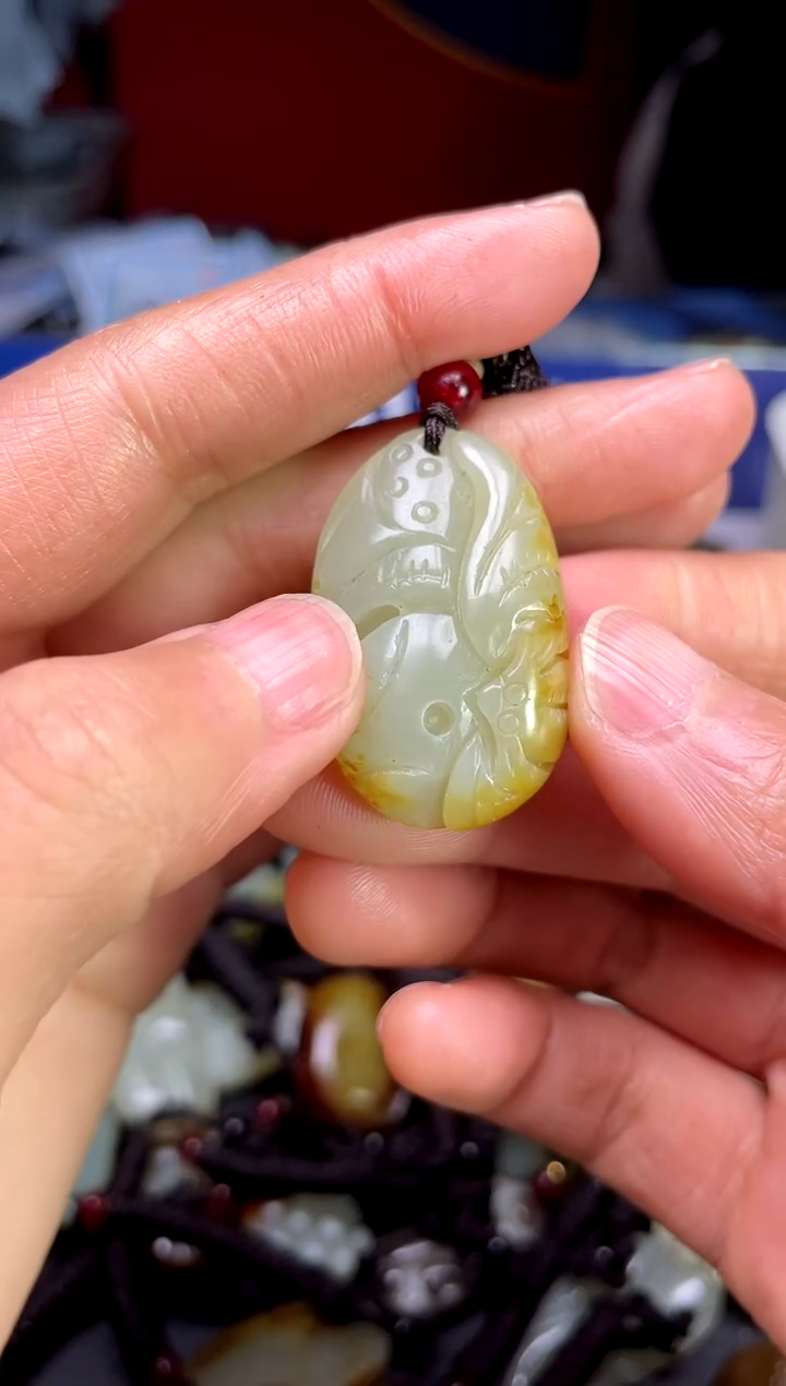 【闪购商品】和田玉颈饰未镶嵌123