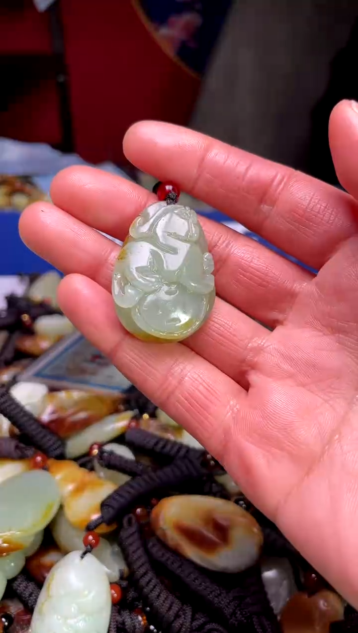 【闪购商品】和田玉颈饰未镶嵌1
