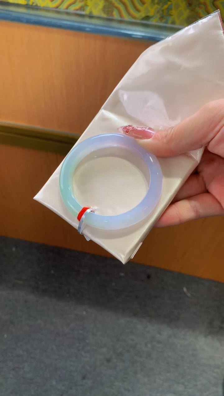 未镶嵌手镯翡翠-F73-贵妃53