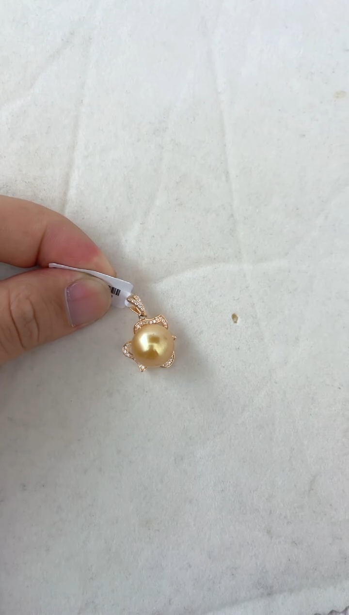 【闪购商品】海水珍珠颈饰银S925镶嵌吊坠