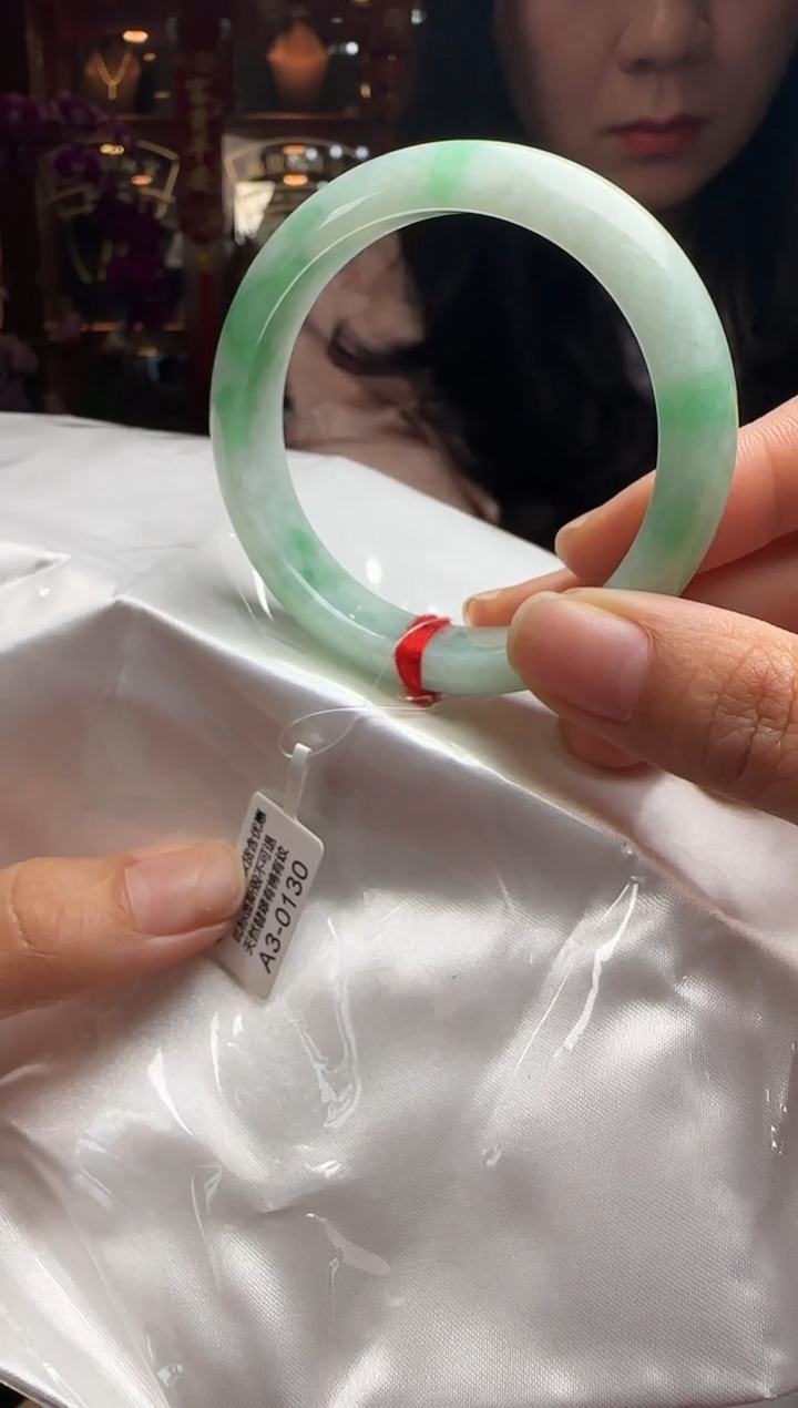 【闪购商品】翡翠手镯未镶嵌/53正圈A3-0130(100元运营费