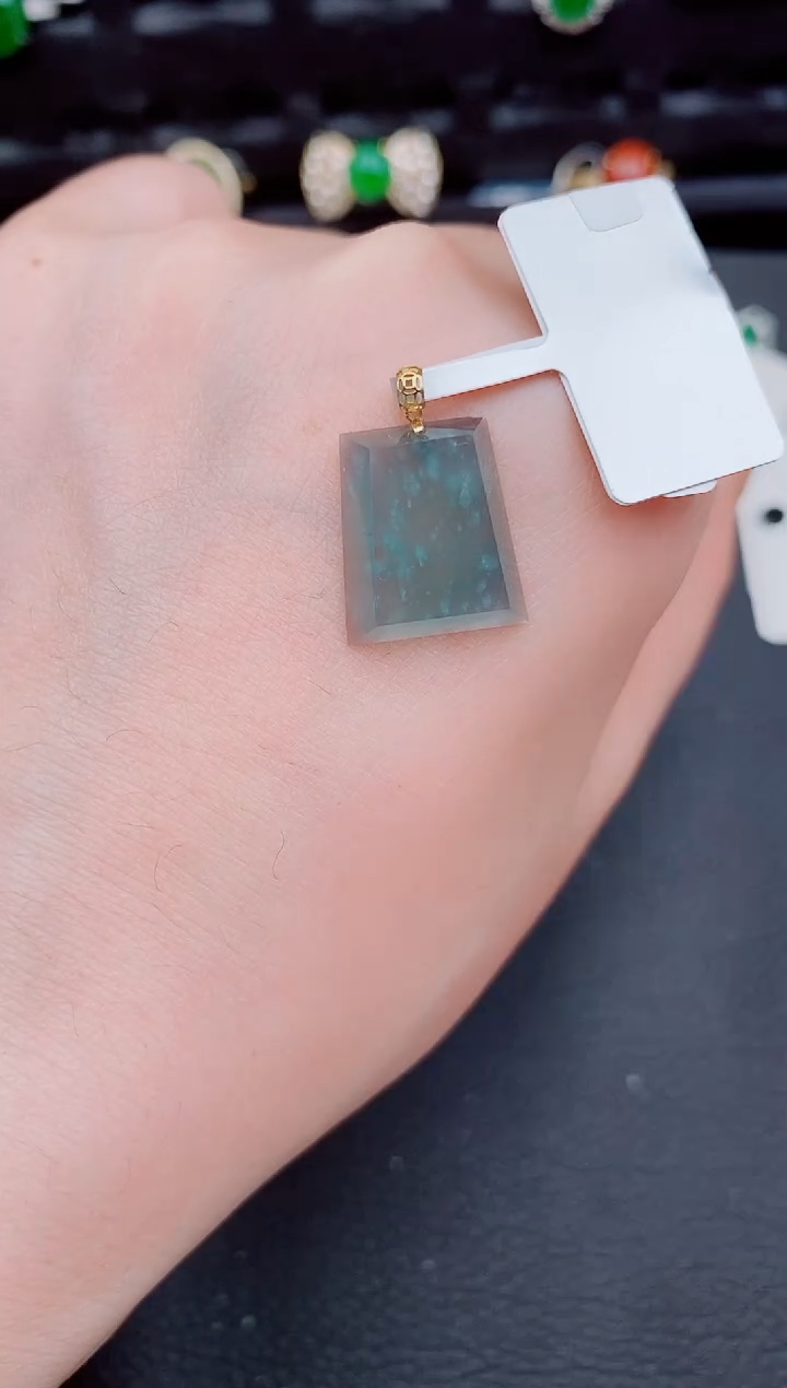 【闪购商品】翡翠颈饰18K金镶嵌天然a货翡翠569