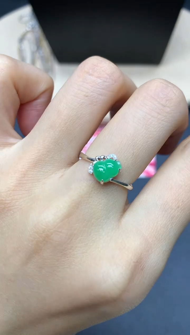 【闪购商品】翡翠戒指银S925镶嵌葫芦【多样性发其一】