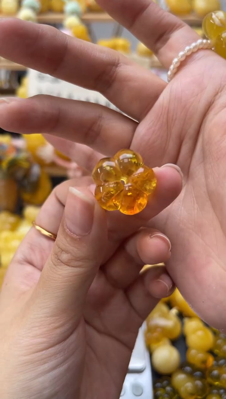 琥珀未镶嵌珠宝奇石122琥珀蜜蜡微瑕