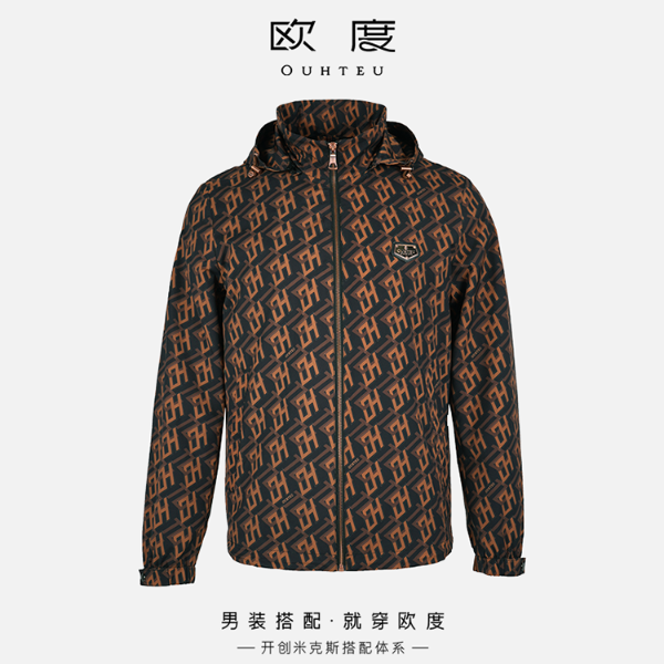 OUHTEU/欧度【透气内层舒适防风】秋季男士印花立领连帽茄克3284