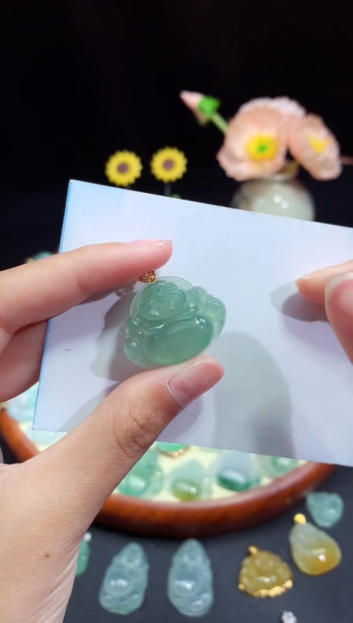 【闪购商品】翡翠颈饰未镶嵌佛公