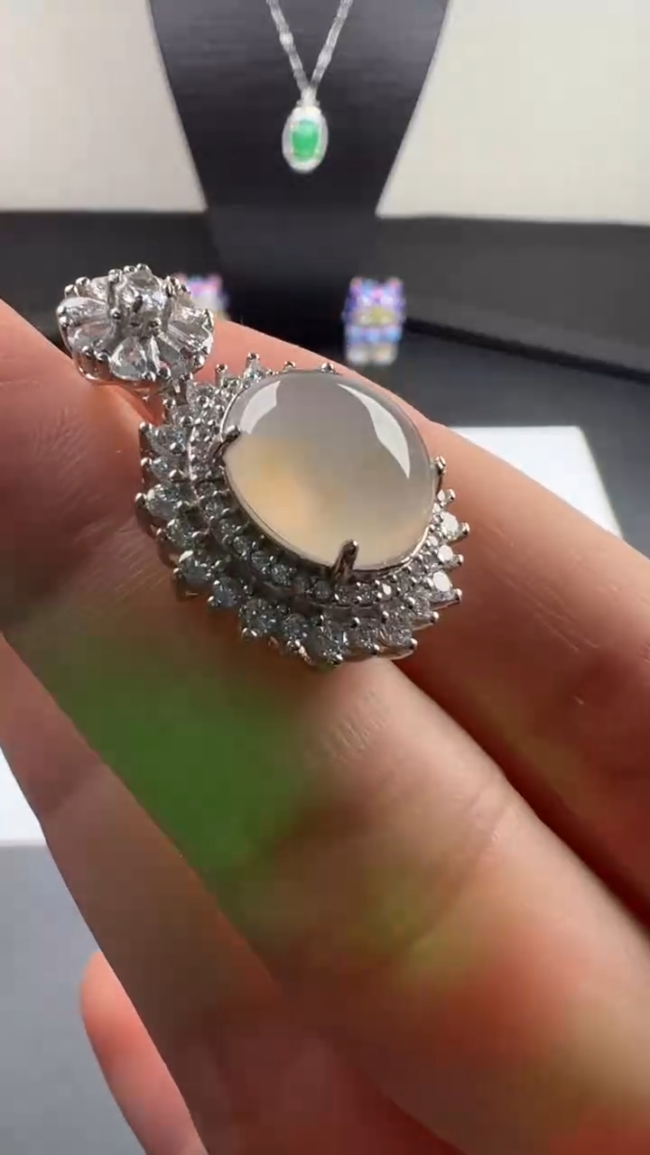 吊坠(不含链)未镶嵌翡翠天然缅甸A货翡翠