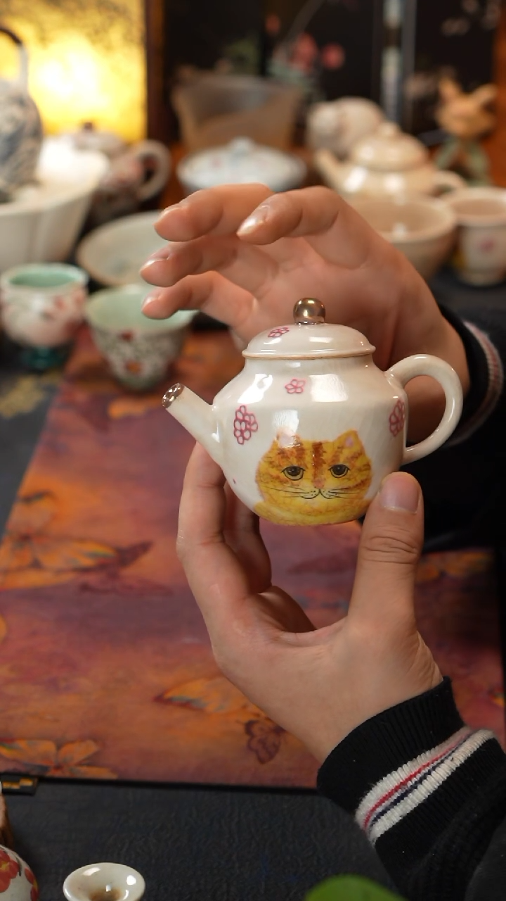 【闪购商品】羽生记 粉引开片猫咪壶120cc