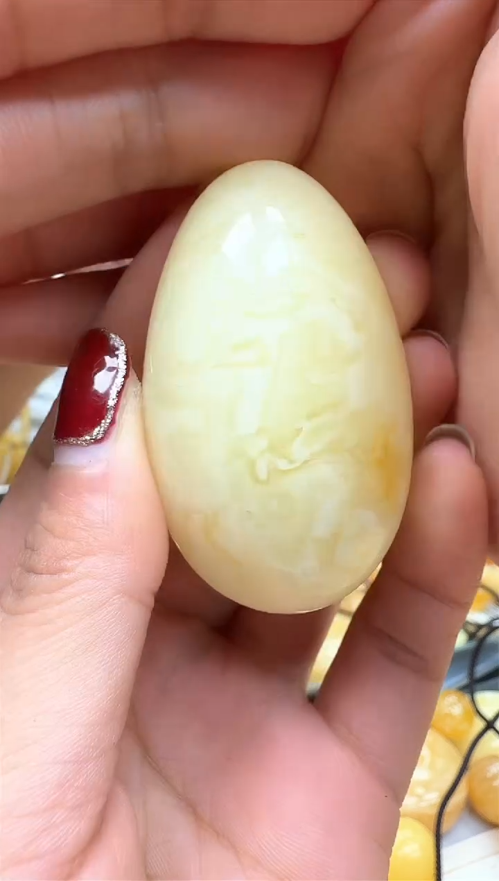 【闪购商品】琥珀裸石未镶嵌挂坠