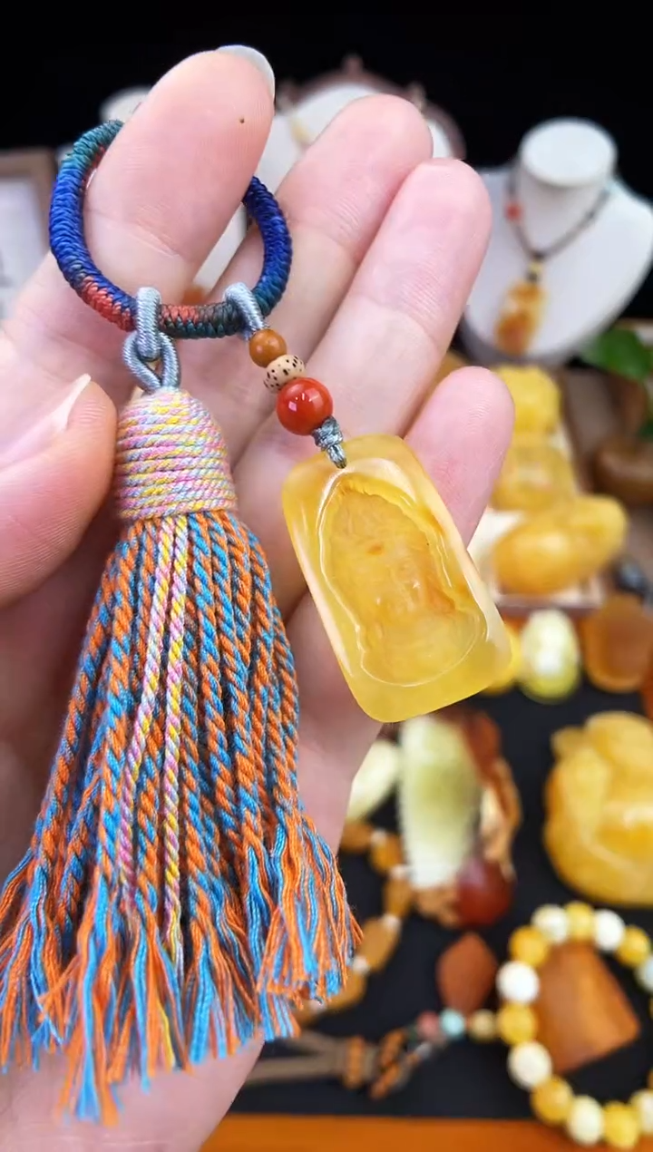 琥珀未镶嵌珠宝奇石柒月