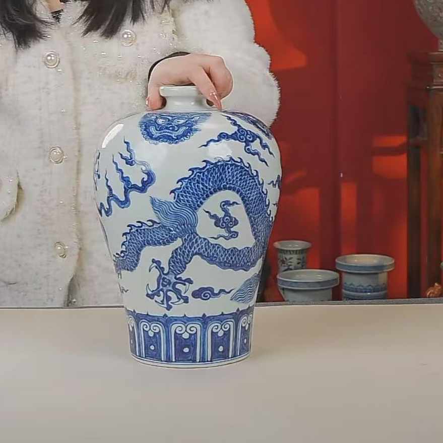 国呈拍卖古董瓷器