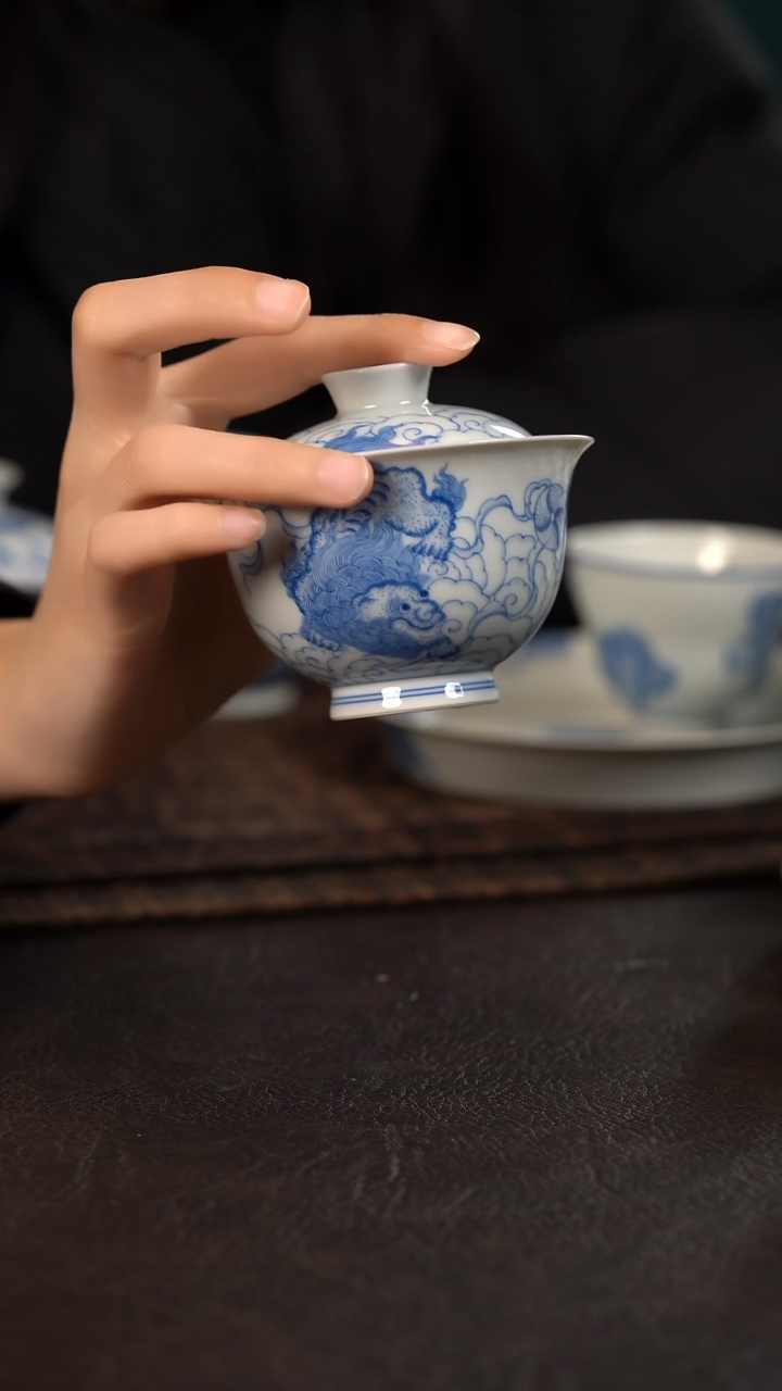 【闪购商品】杯聚澜堂狮子滚绣球盖碗