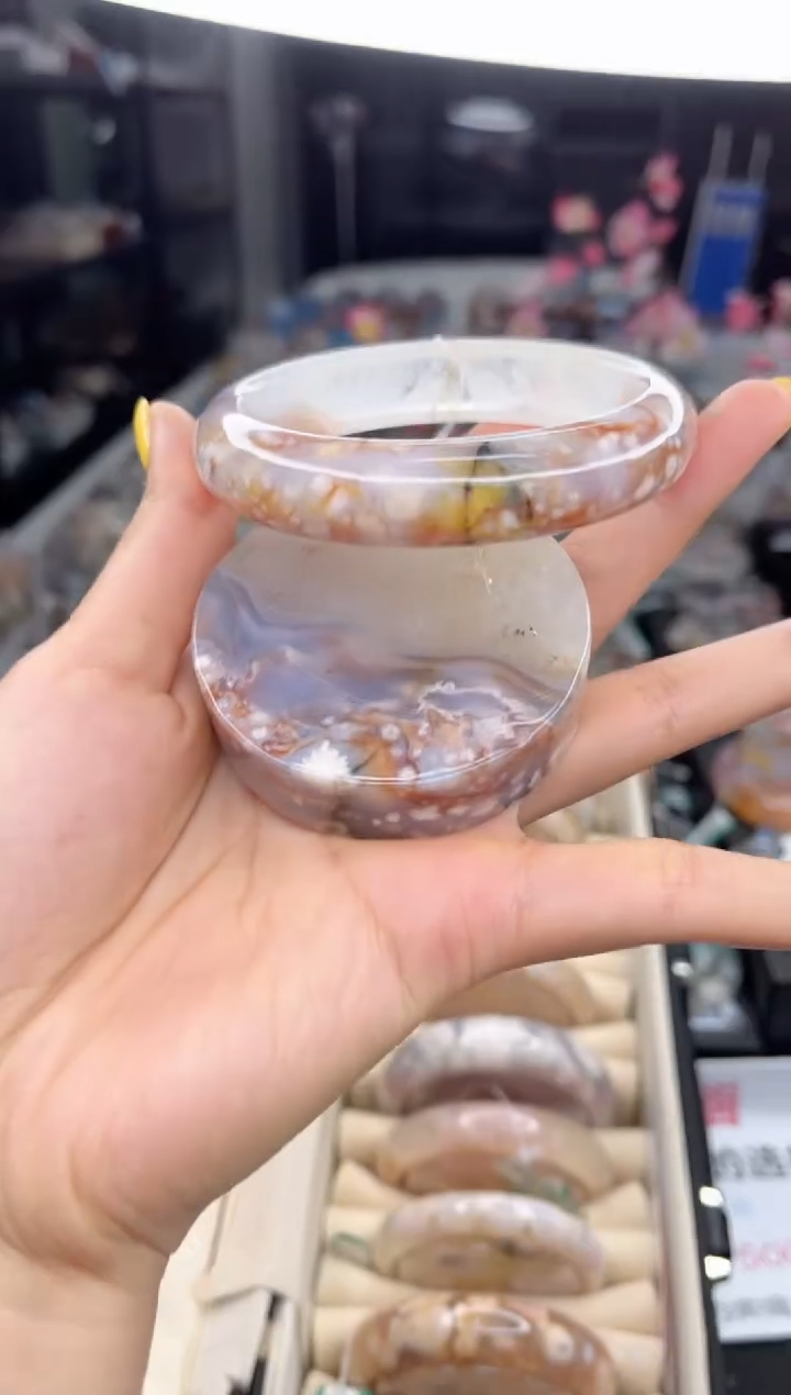 石英质玉未镶嵌手镯61圈口（赠送镯心）3918173