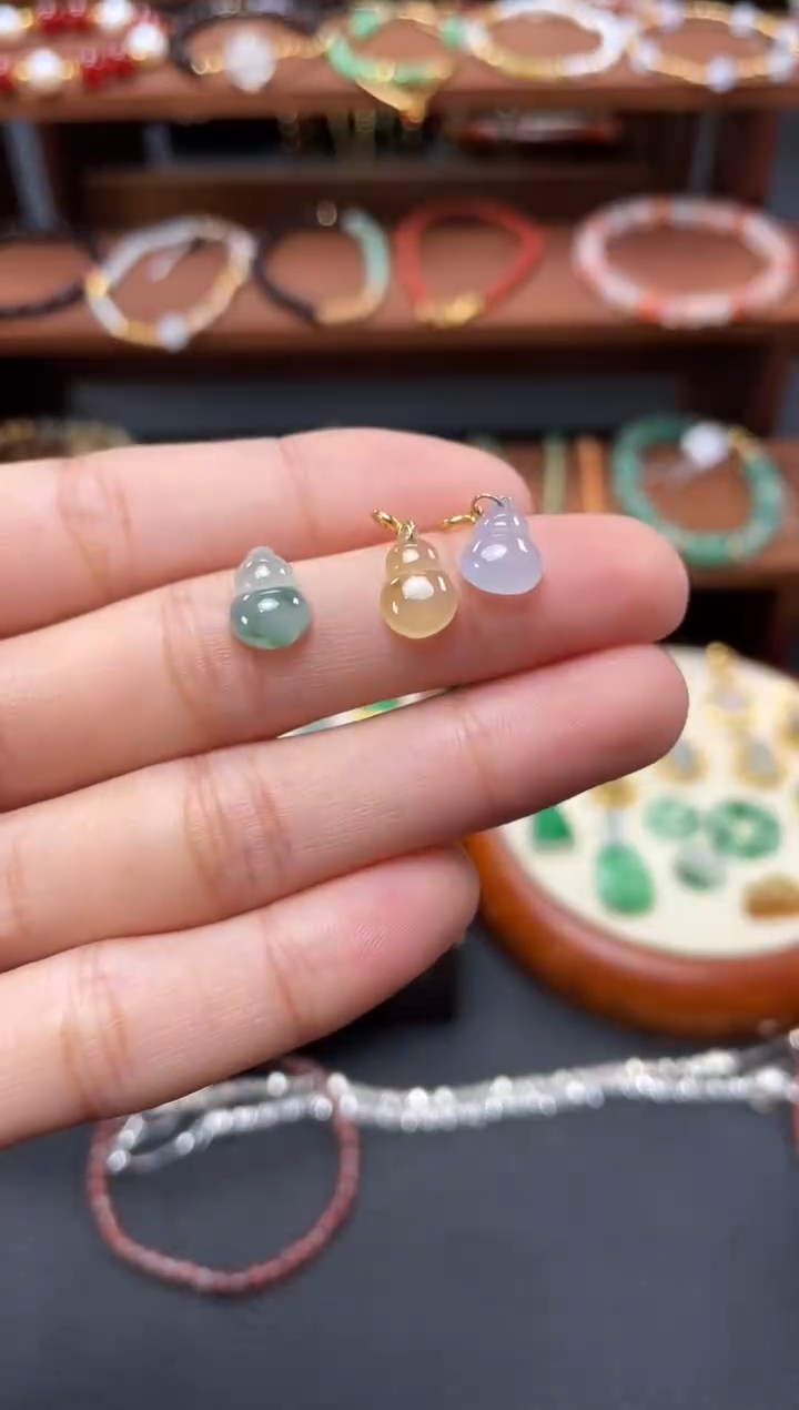 【闪购商品】翡翠吊坠(不含链)18K金镶嵌3个  JK243