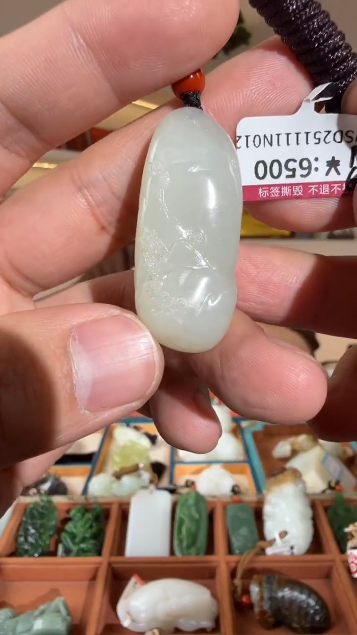 颈饰未镶嵌和田玉NG