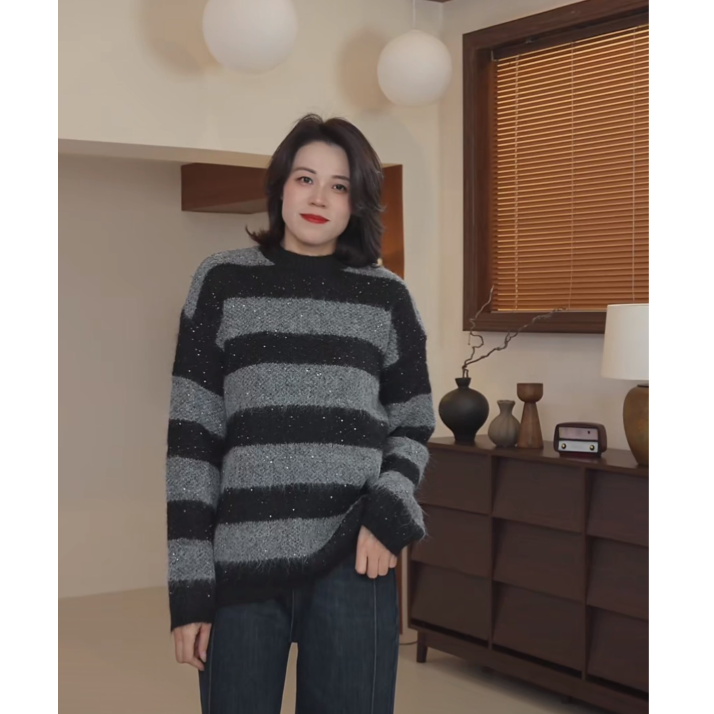 蜜熊绒粗条纹拼色圆领亮丝宽松针织套装毛衣  M517