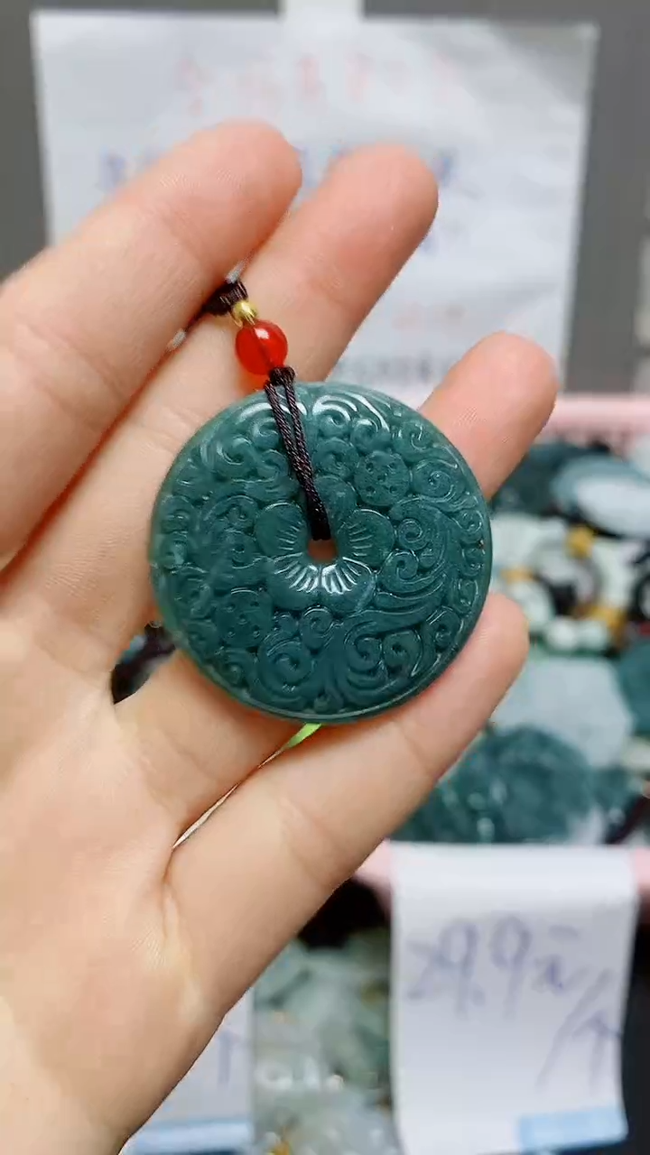 【闪购商品】翡翠颈饰未镶嵌 天然翡翠A货