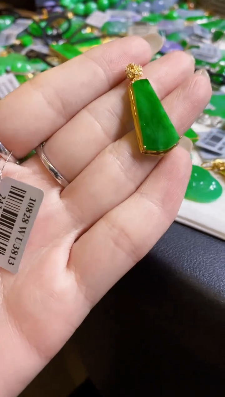 【闪购商品】定制翡翠18K金镶嵌无事牌