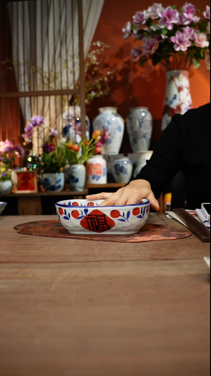当代高温釉下彩手绘陶瓷餐具