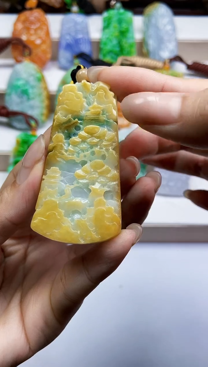 颈饰未镶嵌翡翠翡翠A货