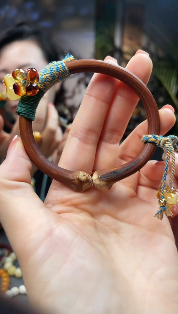 【闪购商品】蜜蜡手串未镶嵌福利 手链 鸡血藤