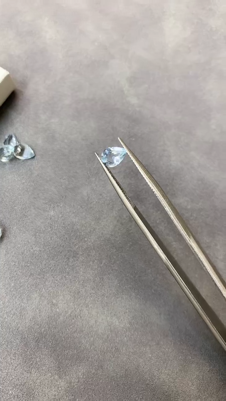 【闪购商品】海蓝宝石笔搁未镶嵌6海蓝宝石裸石多样性发一颗0.6ct