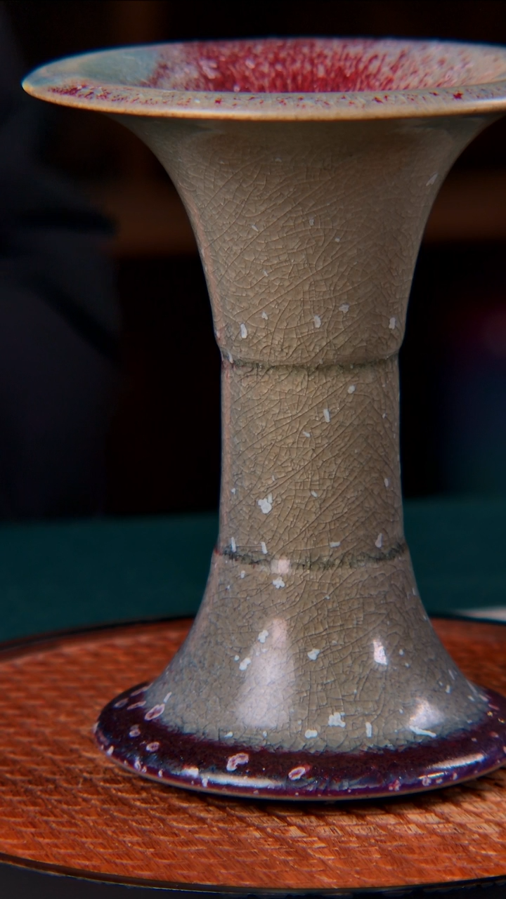 【闪购商品】梁青杨钧瓷炭烧花觚