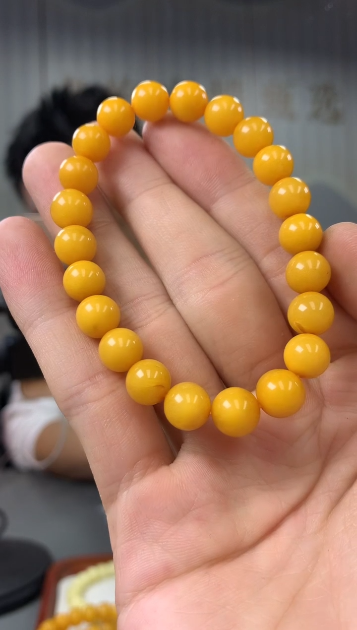 【闪购商品】蜜蜡裸石未镶嵌手串