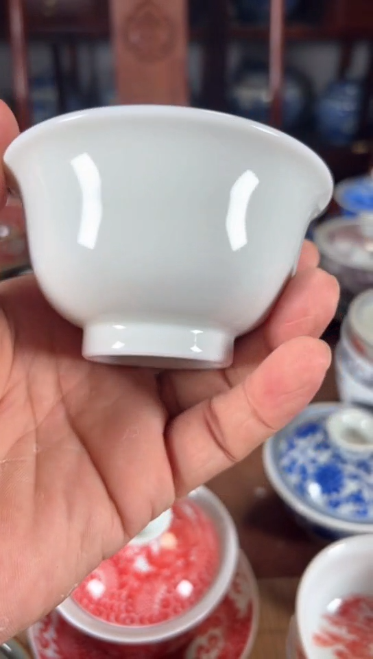 柴窑白胎压手杯杯