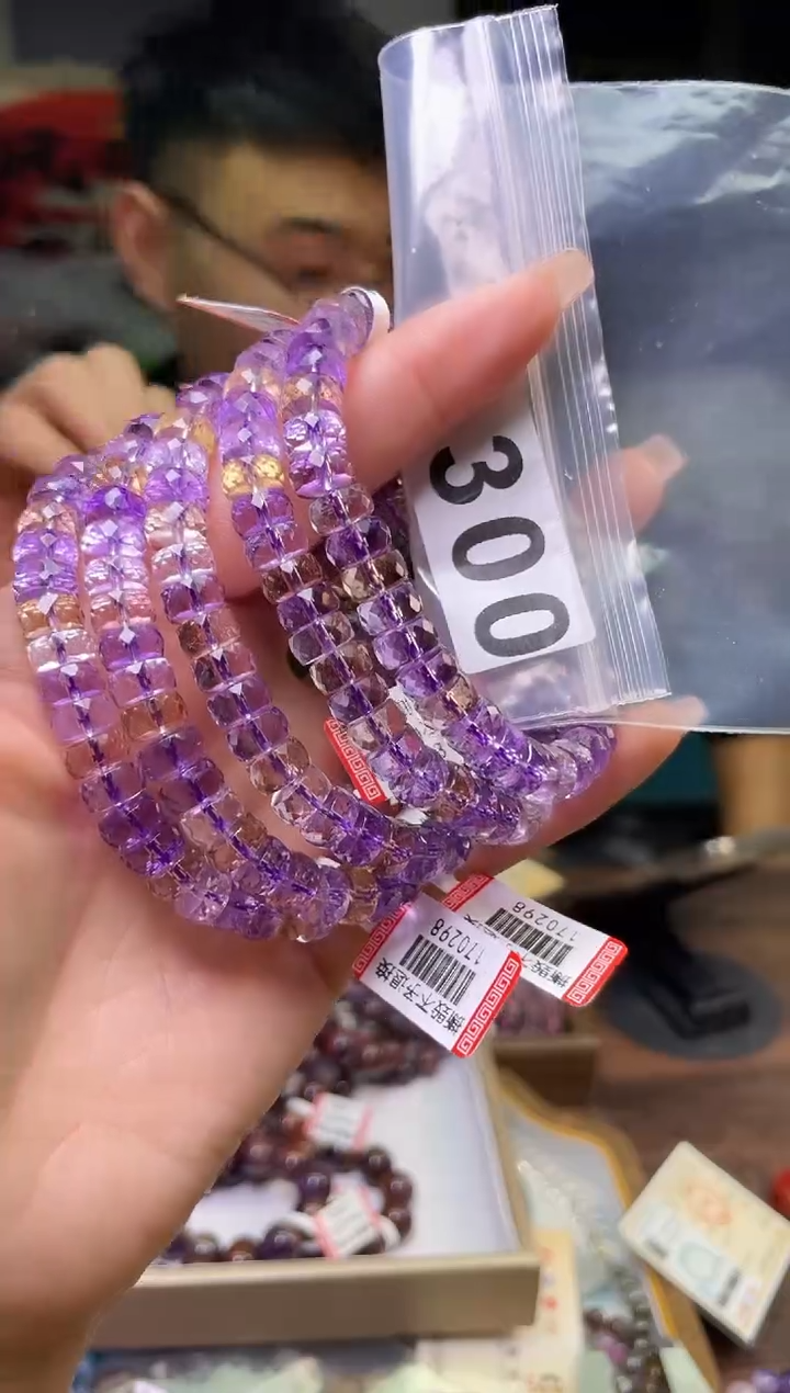 【闪购商品】水晶手链/300未镶嵌多样性发一件