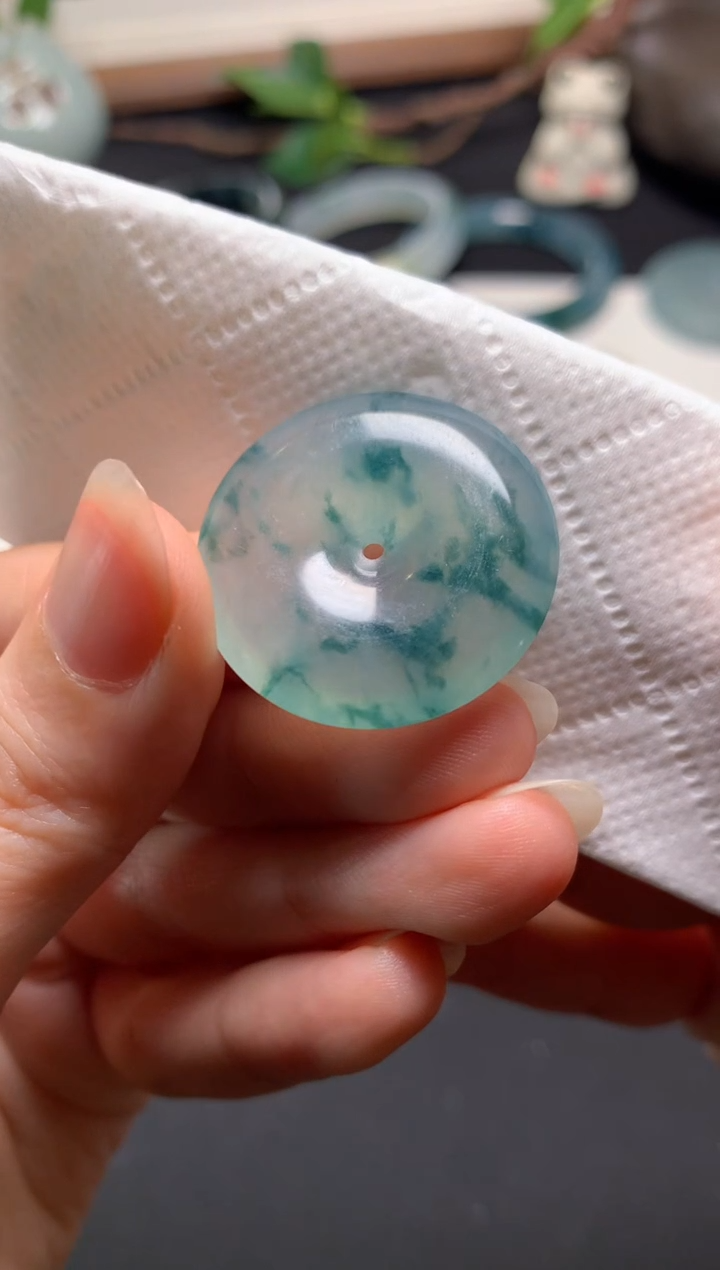 定制翡翠未镶嵌0986525951