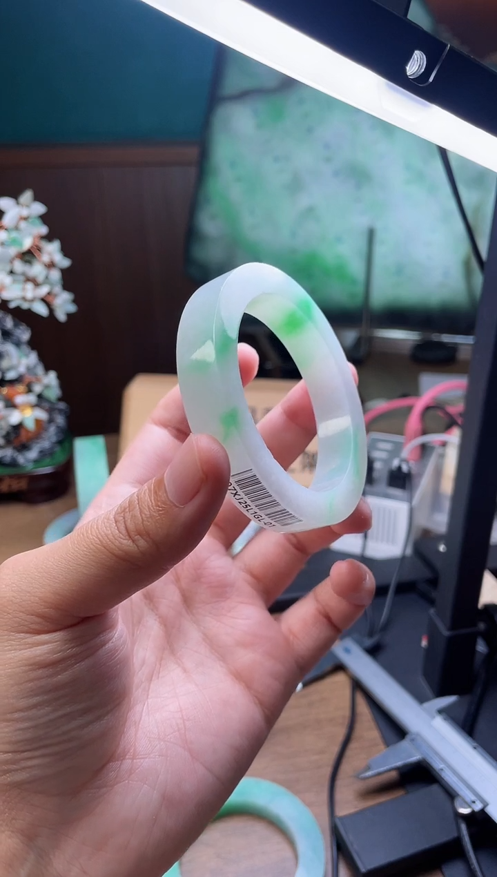 【闪购商品】定制翡翠手镯未镶嵌定制