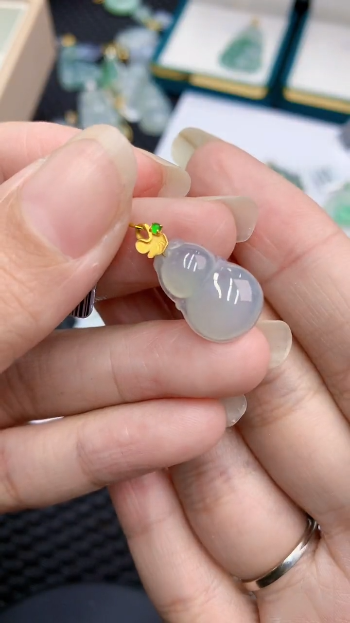 【闪购商品】翡翠颈饰18K金镶嵌            8